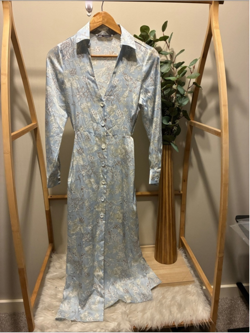 Zara Light Blue Floral Long Sleeve Button-Front Dress and Tie Back a248